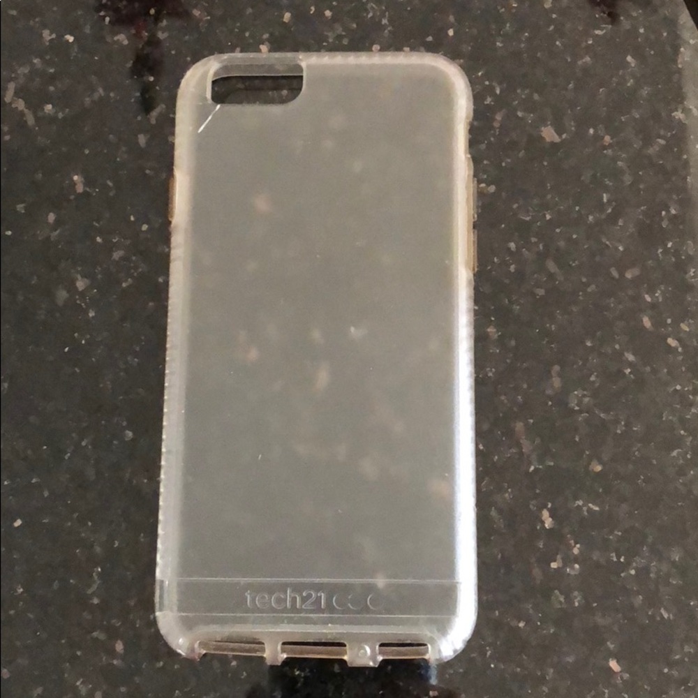 Tech21 iPhone 6/6s/7 clear plastic phone case